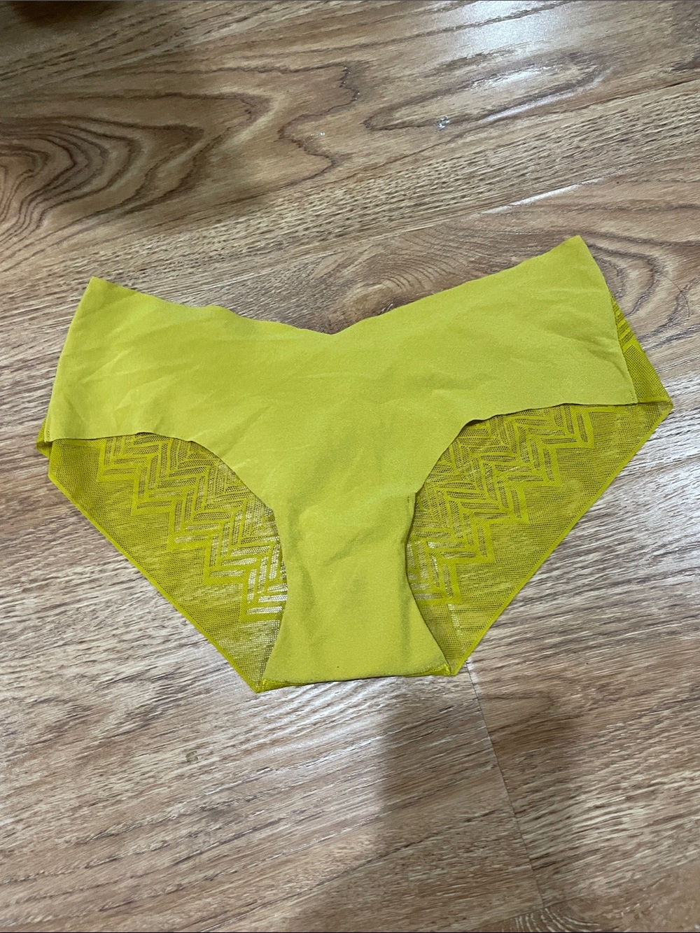 Victoria's Secret Yellow Seamless Bikini Bottoms